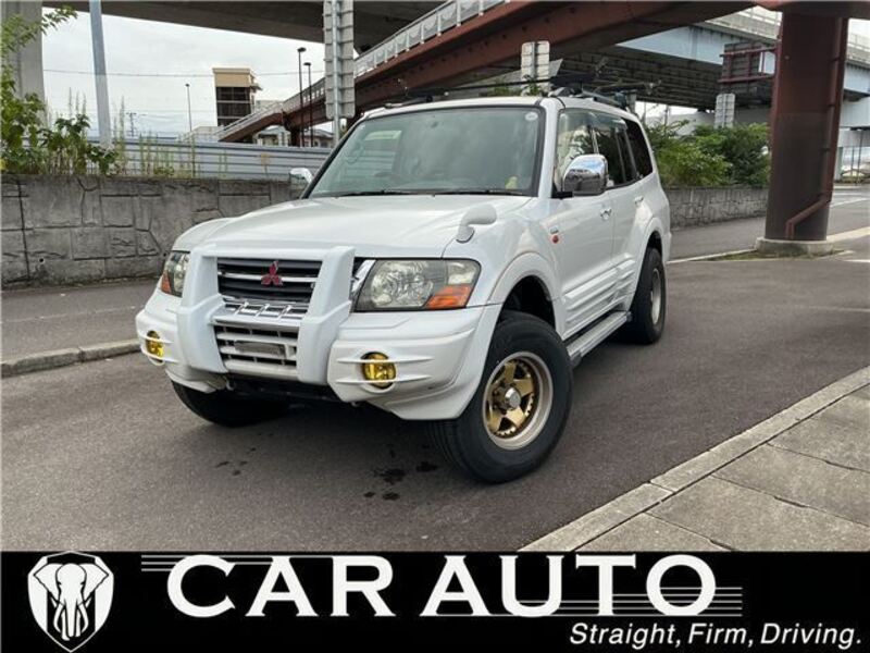MITSUBISHI PAJERO