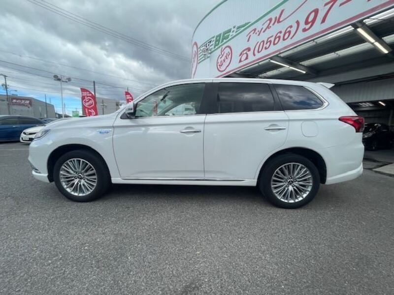OUTLANDER PHEV