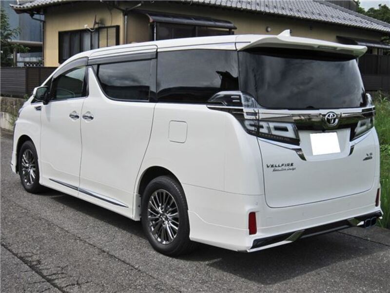 VELLFIRE