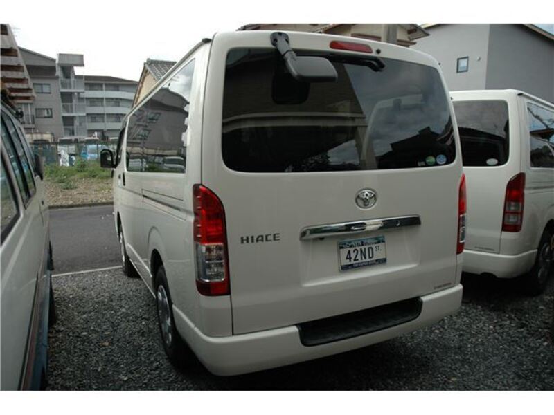 HIACE VAN