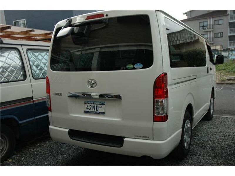 HIACE VAN