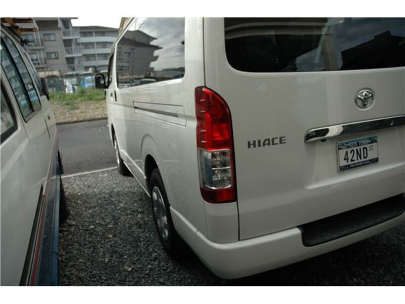 HIACE VAN