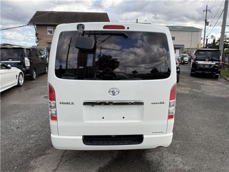 HIACE VAN