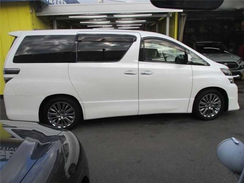 VELLFIRE