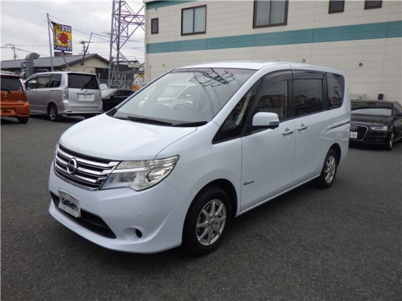 NISSAN SERENA