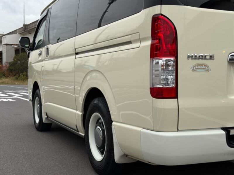 HIACE VAN