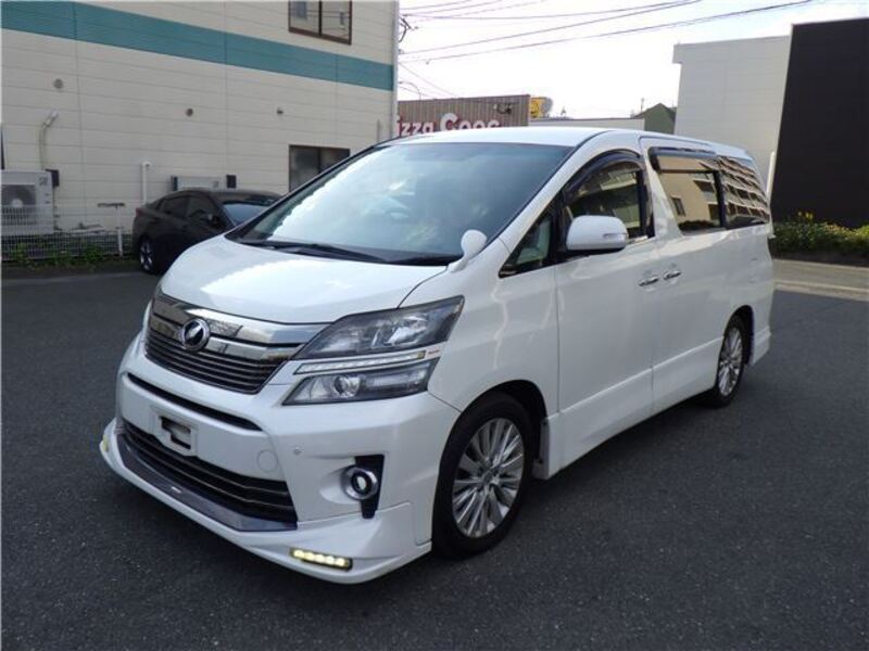TOYOTA VELLFIRE