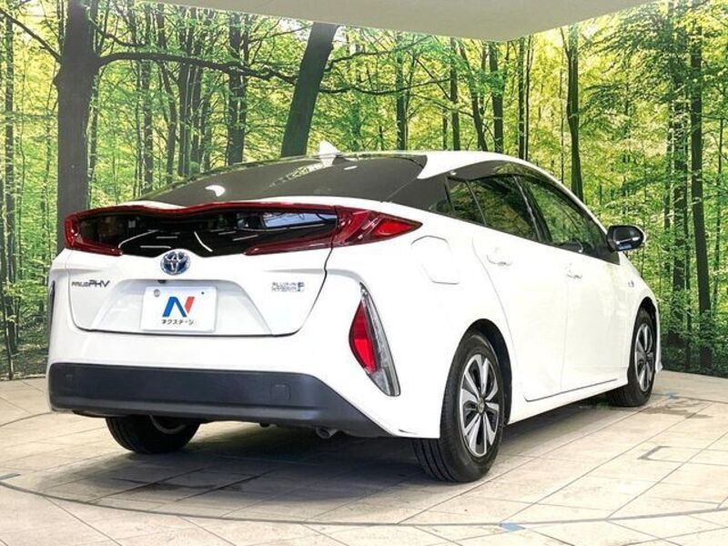 PRIUS PHV