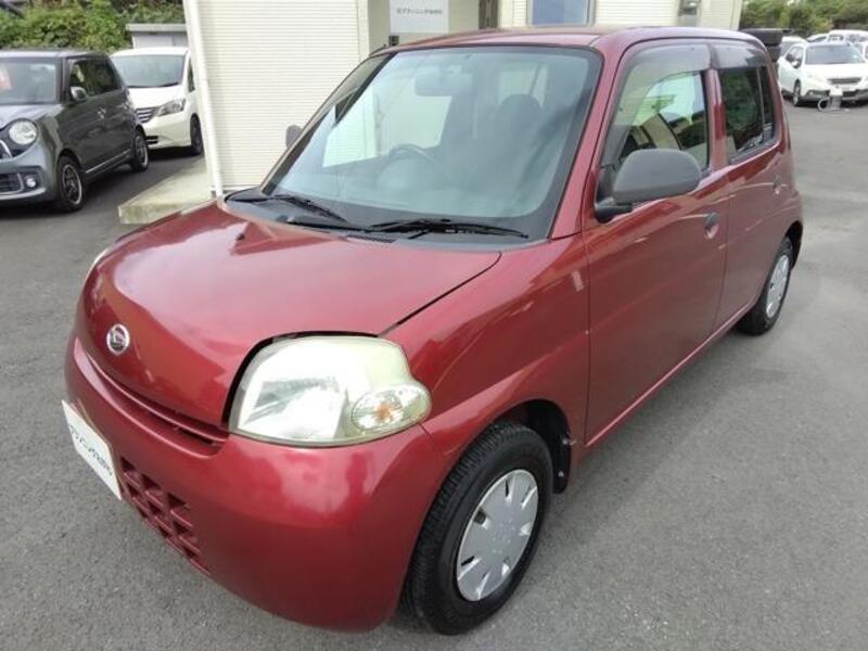 DAIHATSU ESSE