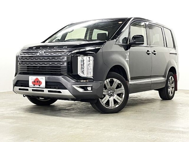 MITSUBISHI DELICA D5