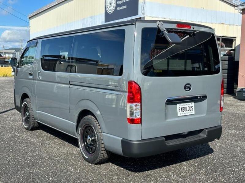 HIACE VAN