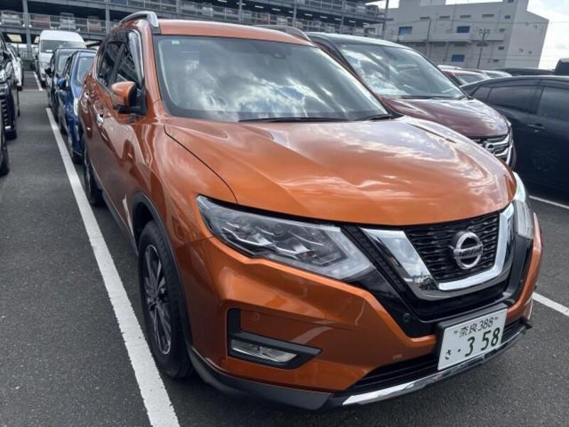 X-TRAIL