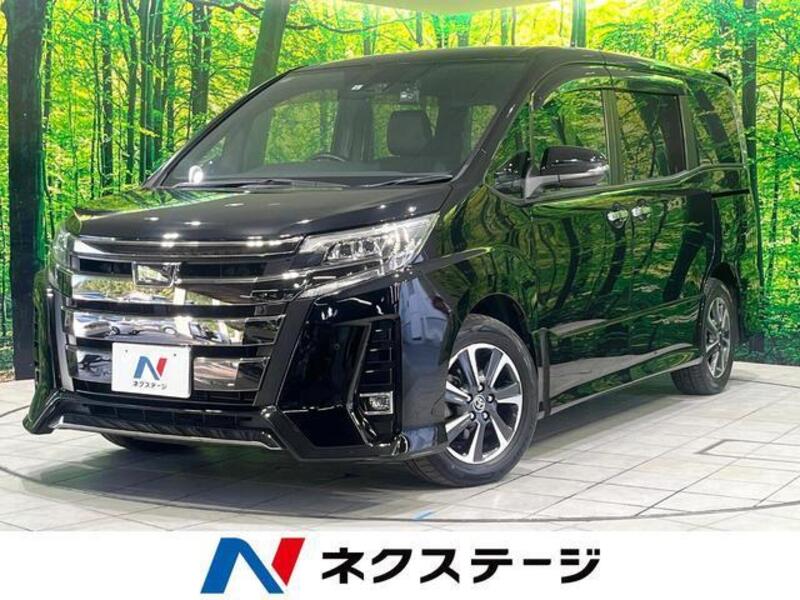 TOYOTA NOAH
