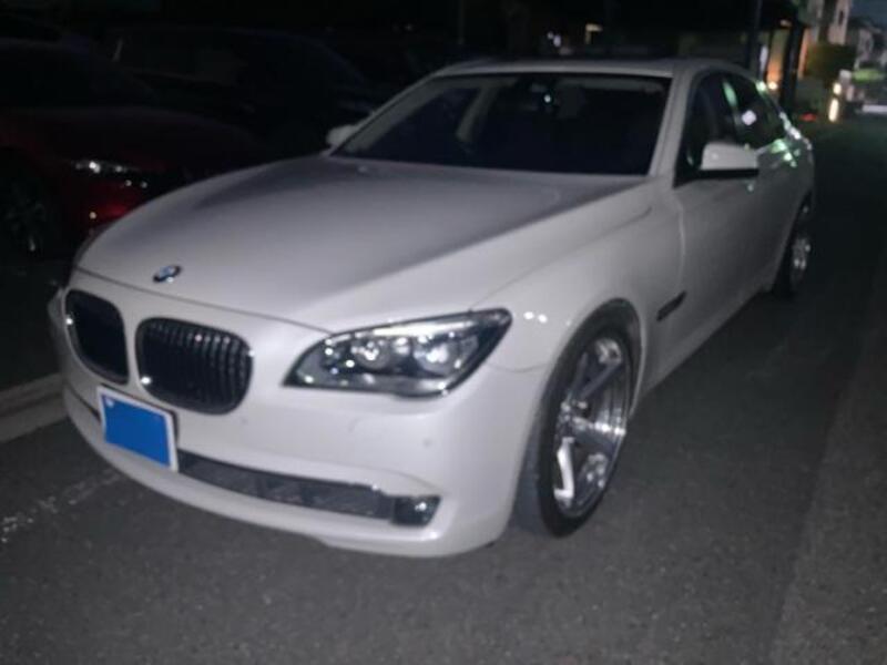 BMW 7 SERIES