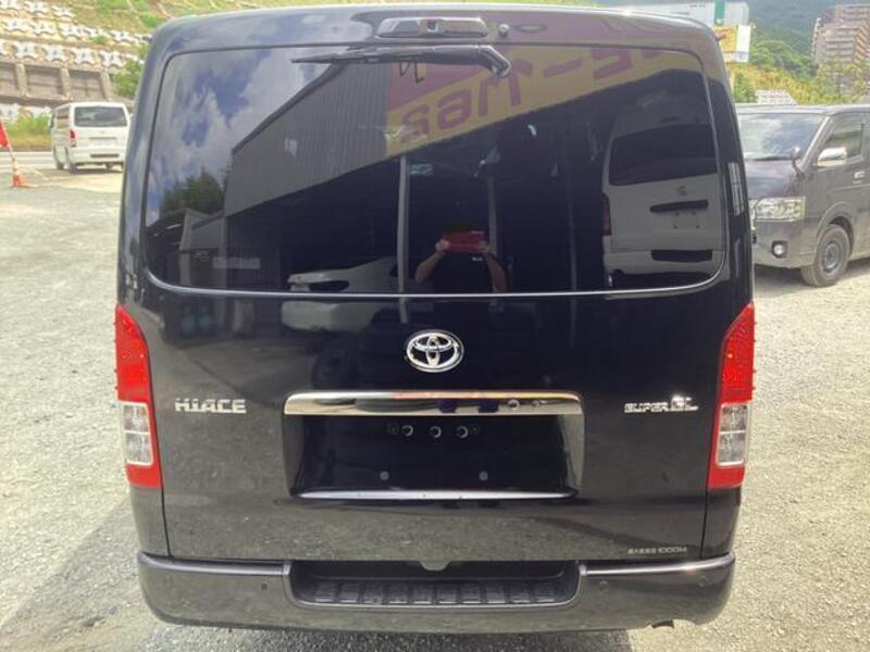 HIACE VAN
