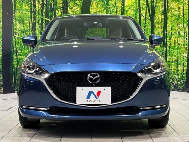 MAZDA2