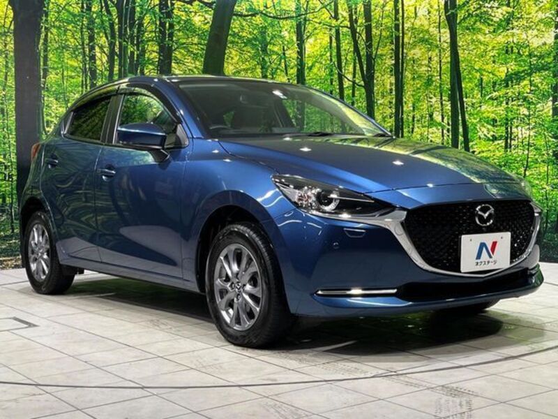 MAZDA2
