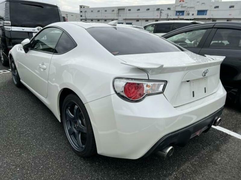86