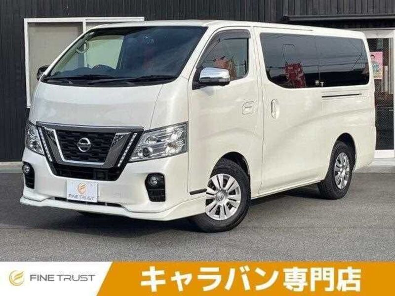 NV350 CARAVAN-0