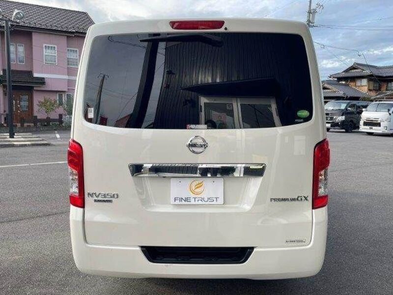 NV350 CARAVAN