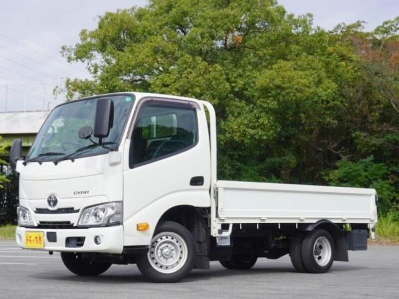 TOYOTA DYNA