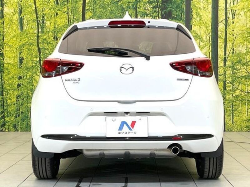 MAZDA2