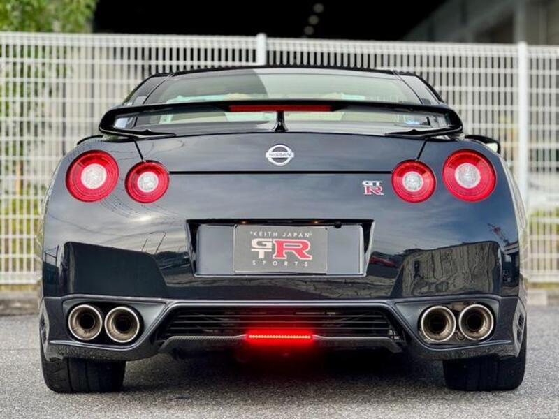 GT-R