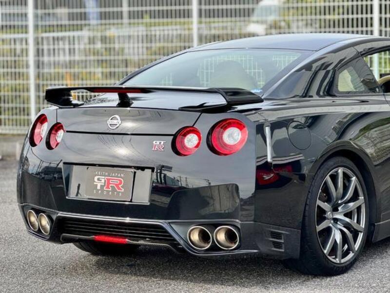 GT-R
