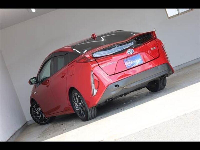 PRIUS PHV