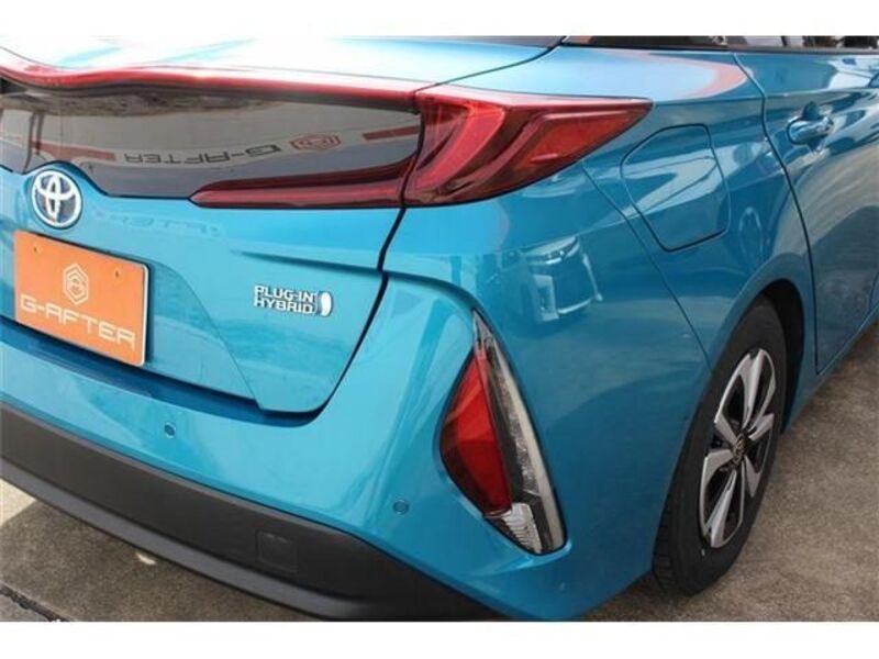 PRIUS PHV