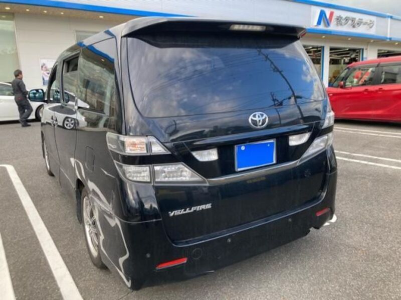 VELLFIRE