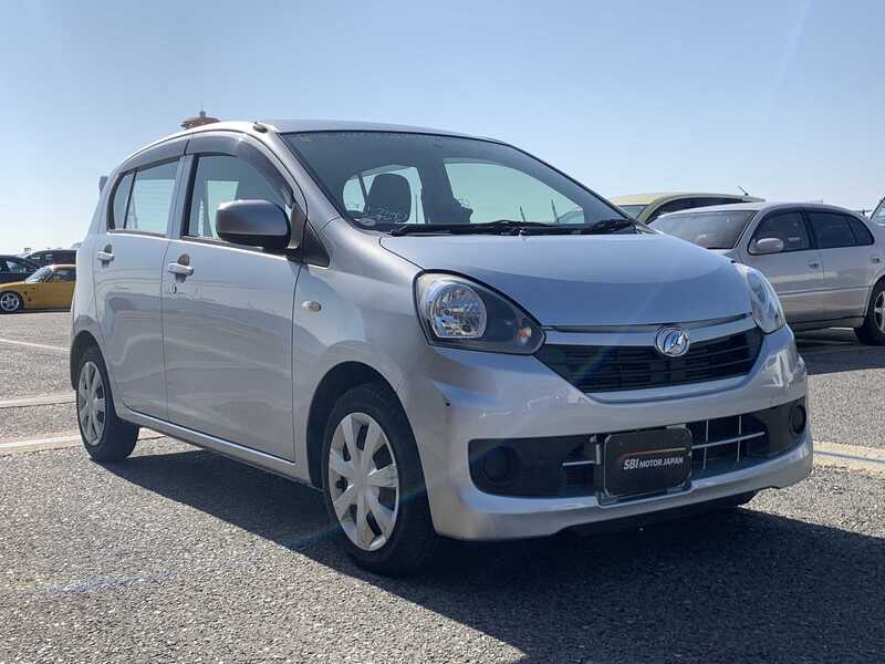 DAIHATSU Mira Es