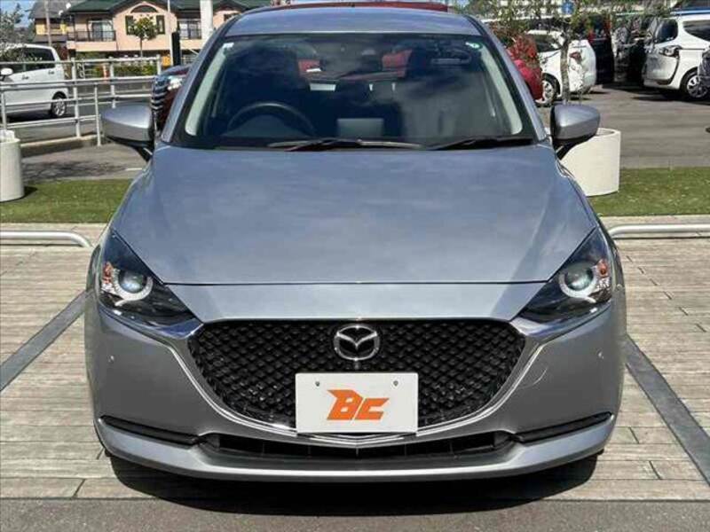 MAZDA2
