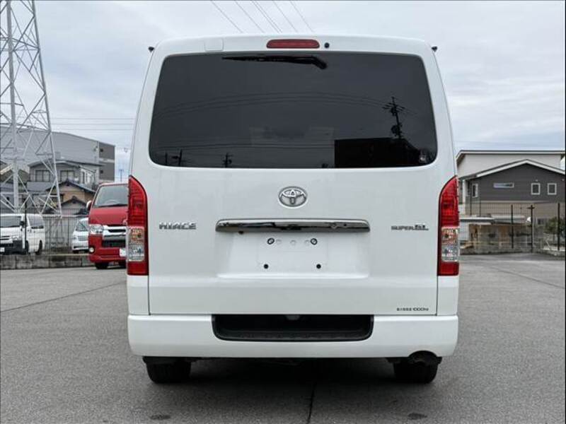 HIACE VAN