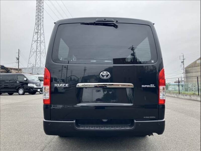 HIACE VAN