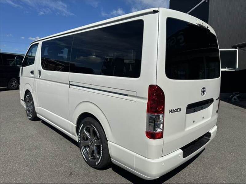 HIACE VAN
