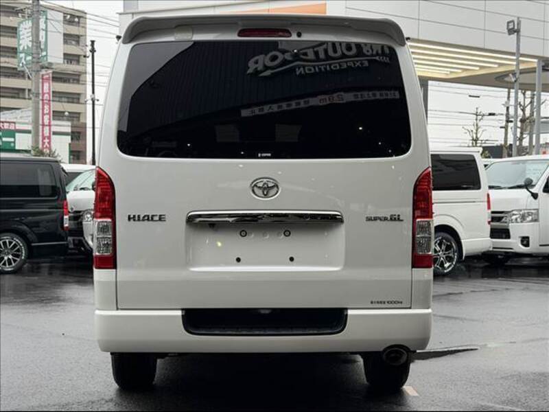 HIACE VAN
