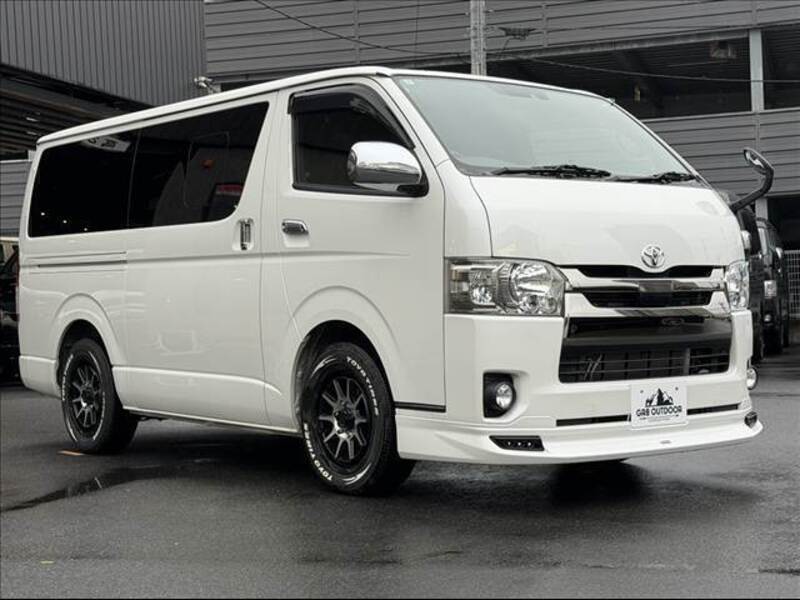 HIACE VAN