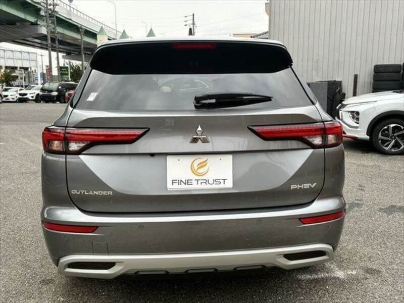 OUTLANDER PHEV