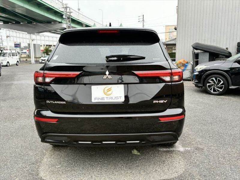 OUTLANDER PHEV
