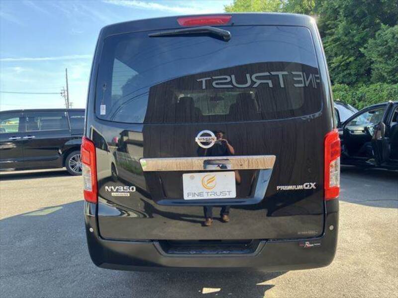 NV350 CARAVAN
