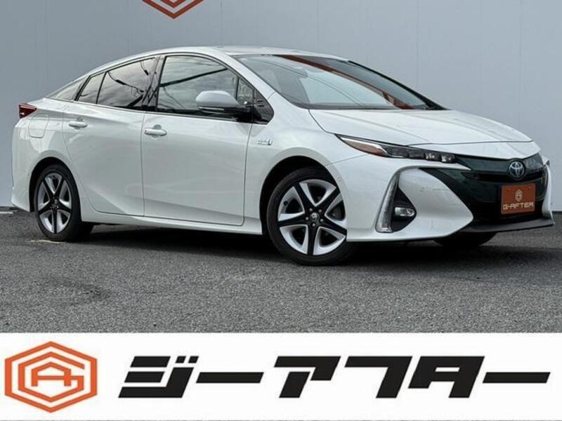 TOYOTA PRIUS PHV