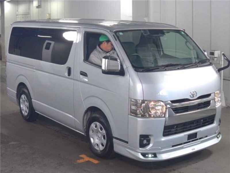 HIACE VAN