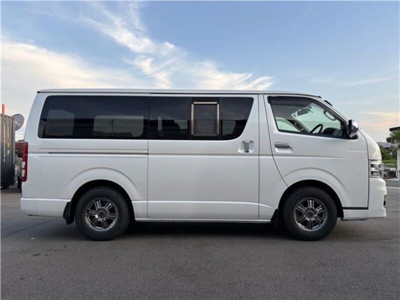 HIACE