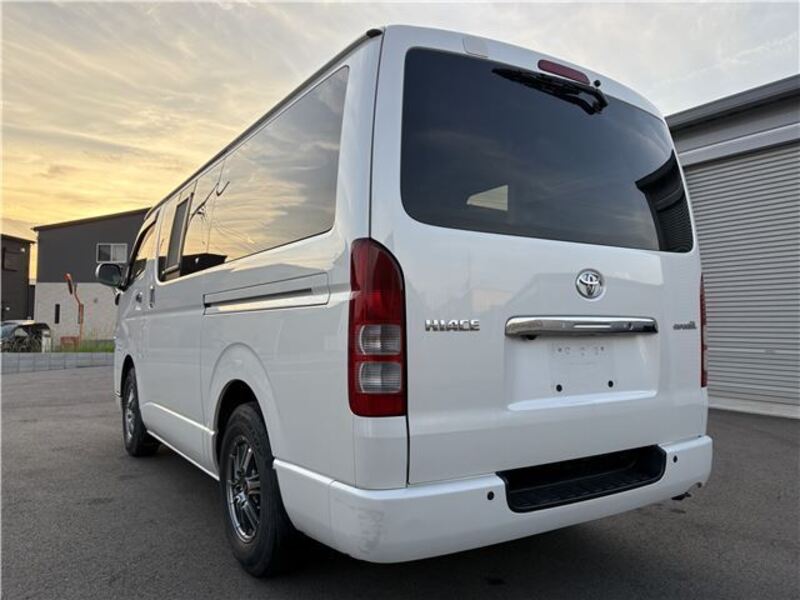HIACE