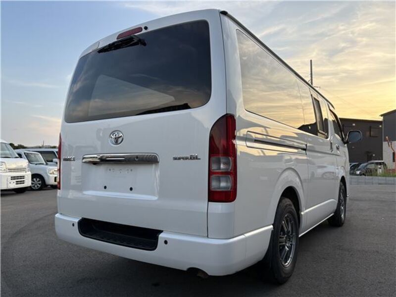 HIACE