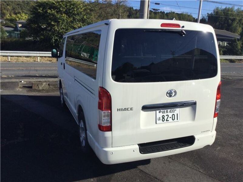 HIACE VAN