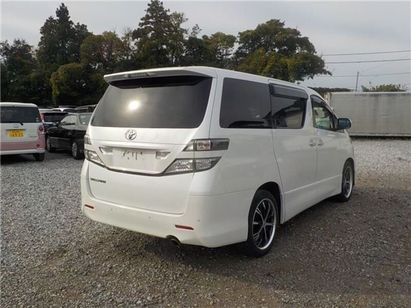 VELLFIRE