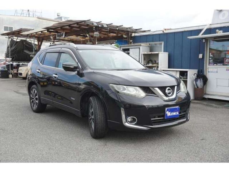 X-TRAIL