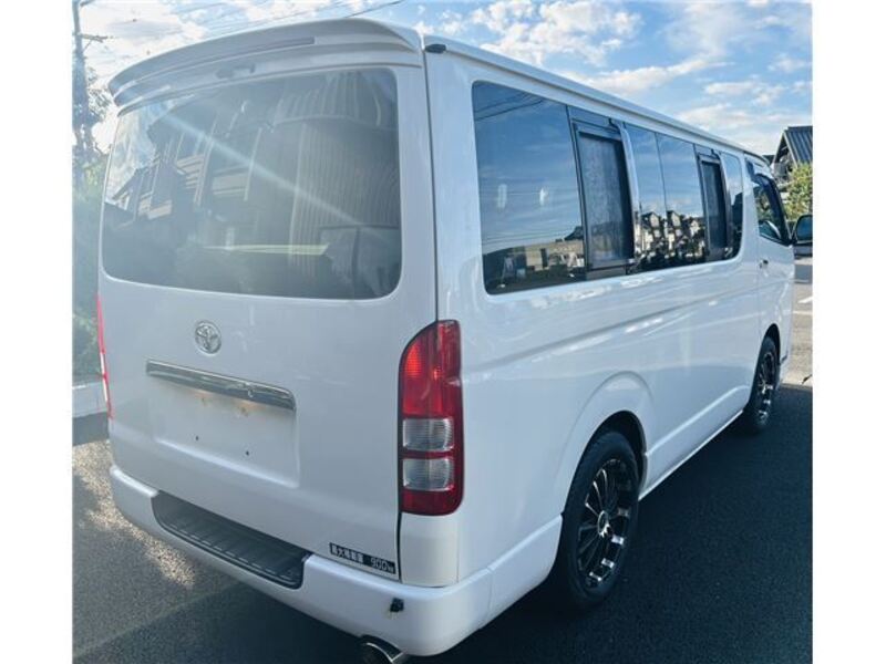 HIACE VAN